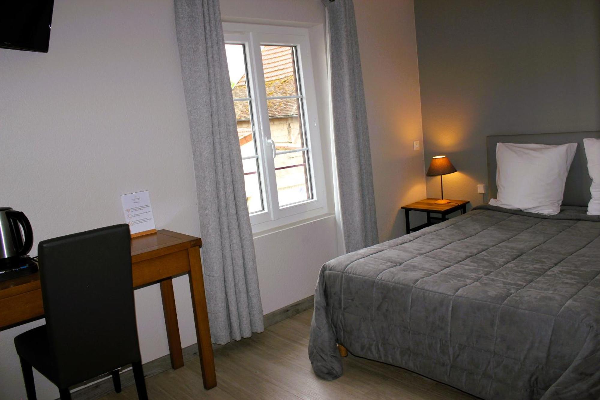 Le Saint Hubert Hotel Arcis-sur-Aube Екстериор снимка