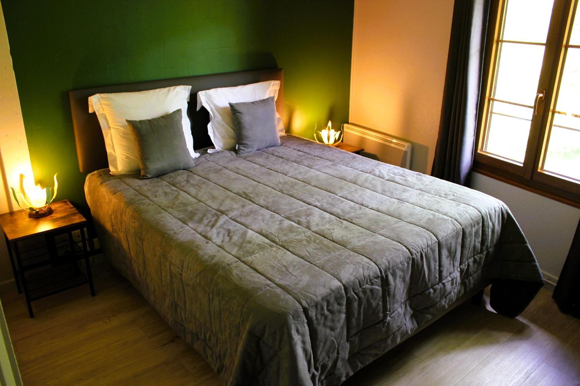 Le Saint Hubert Hotel Arcis-sur-Aube Екстериор снимка